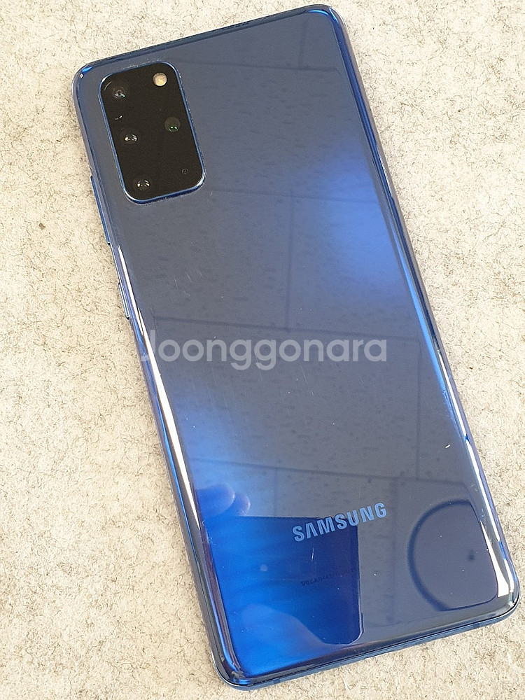 갤럭시 S20플러스 블루 256기가 20년 9월개통 미파손 가성비단말기 13만에 판매해요--0